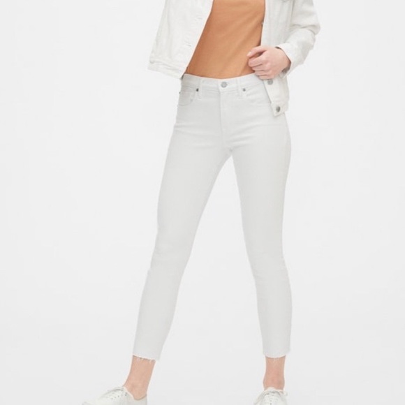 Gap Mid Rise True Skinny Ankle Jeans 